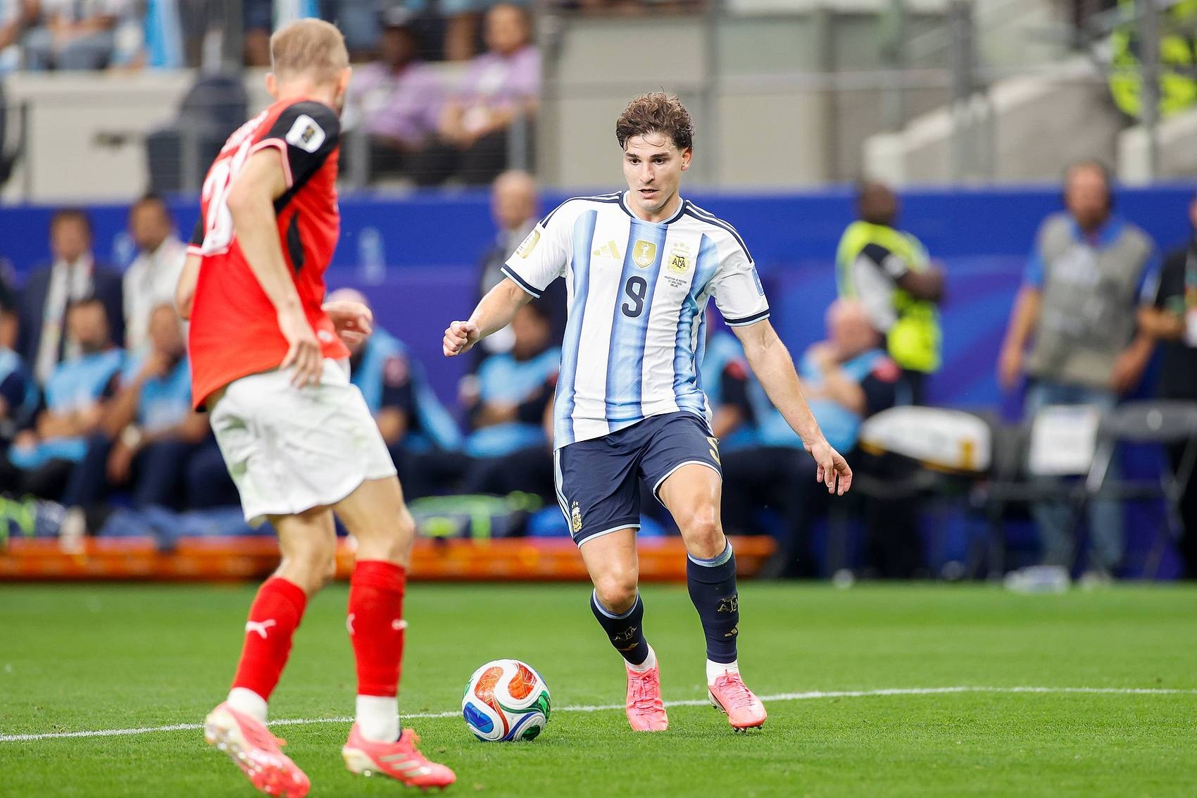 厄瓜多尔2-1逆转德国 科特迪瓦首度出线 世界杯E组战报