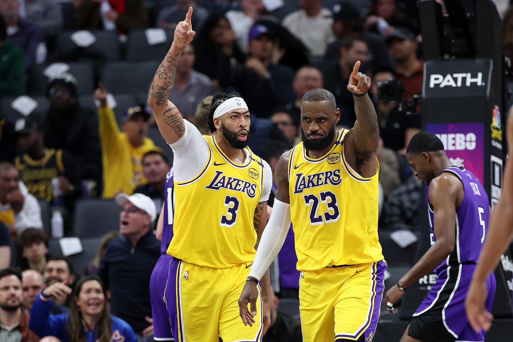 勇士记者：奇才留浓眉或堵死詹姆斯争夺路