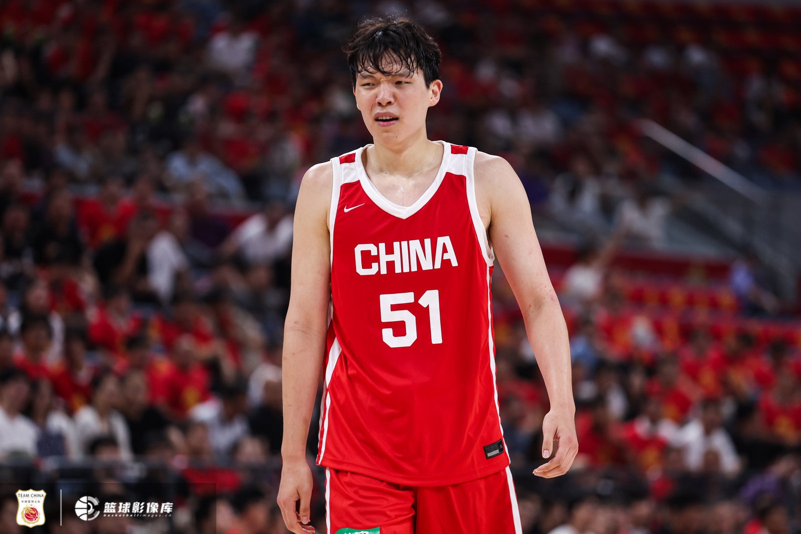 杨瀚森17分钟10分5板，解说称其决定男篮上限与第二阶段走势