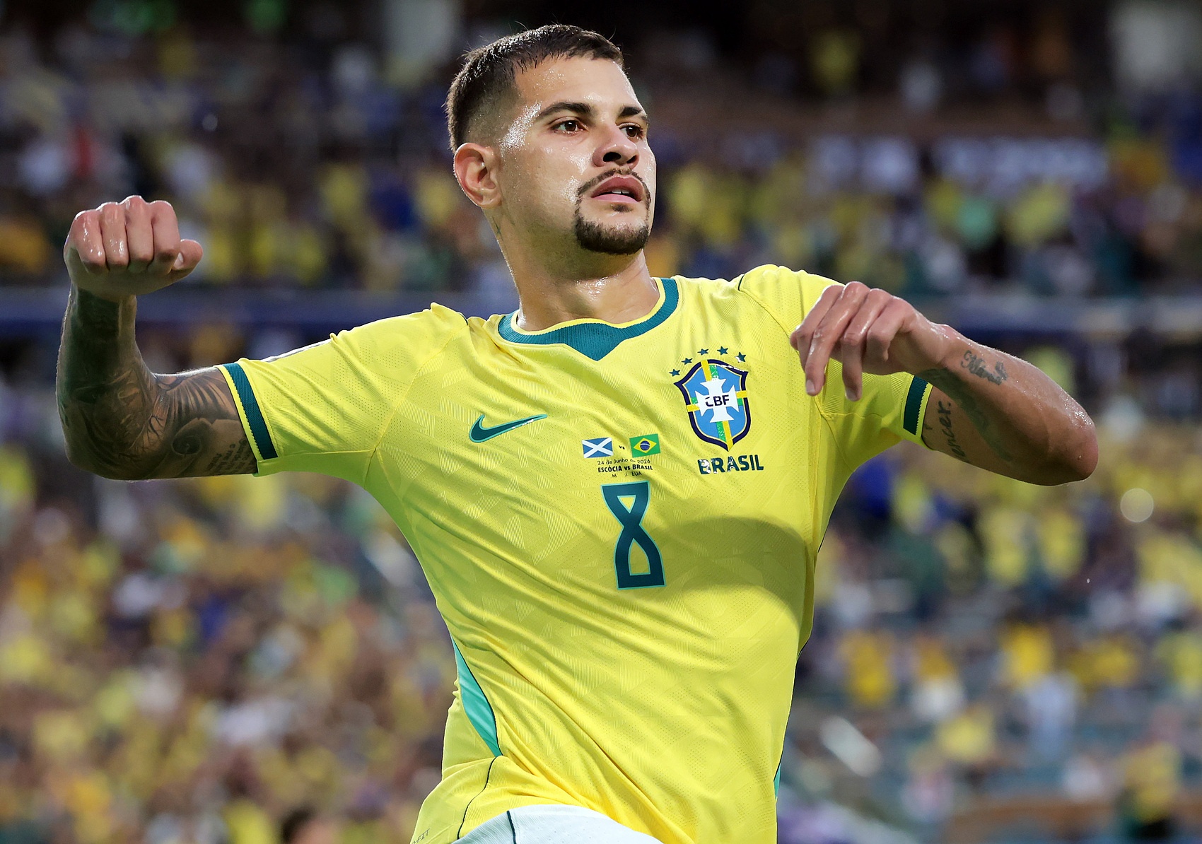 启蒙教练曝吉马良斯早期细节：系不好鞋带，13岁从边后卫转型后腰
