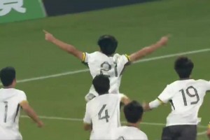 南非队1-1捷克队
