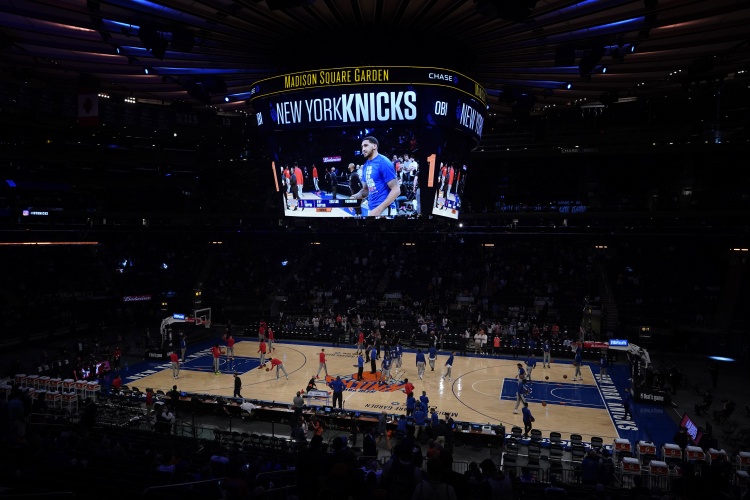 揭幕战尼克斯vs76人最低票价1999美元 创主场揭幕战历史新高