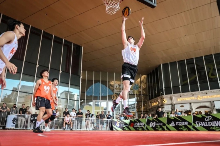 FIBA Open 3x3长宁站落幕:KOTC加时逆转夺冠,闵行动小鹿不败封后 FIBA Open 3x3长宁站落幕:KOTC加时逆转夺冠,闵行动小鹿不败封后