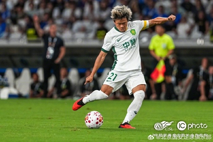 国安客场3-0击败申花 侯森多次神扑三将破门