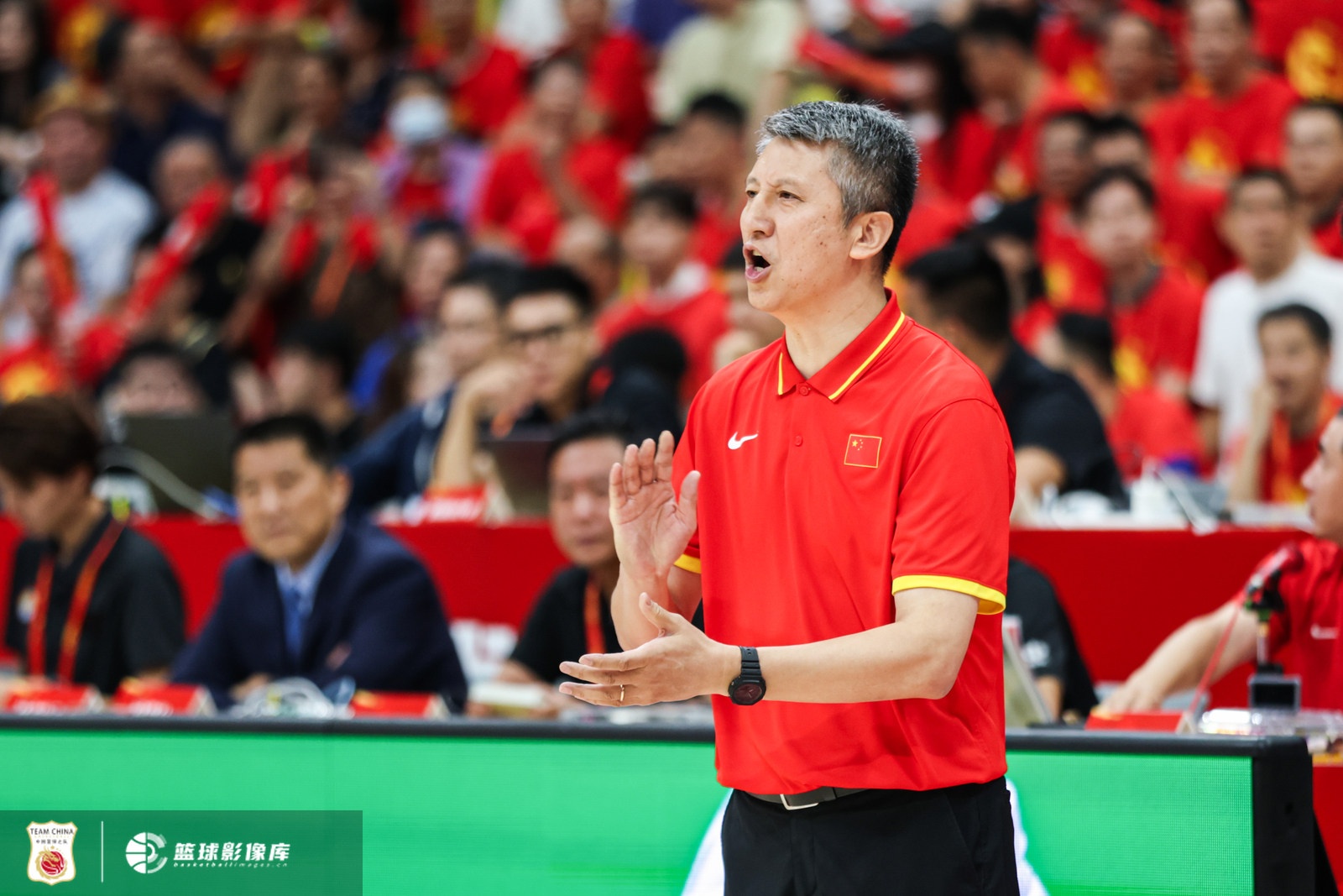 集训三个月进攻仍滞涩 中国男篮热身再负新西兰 集训三个月进攻仍滞涩 中国男篮热身再负新西兰